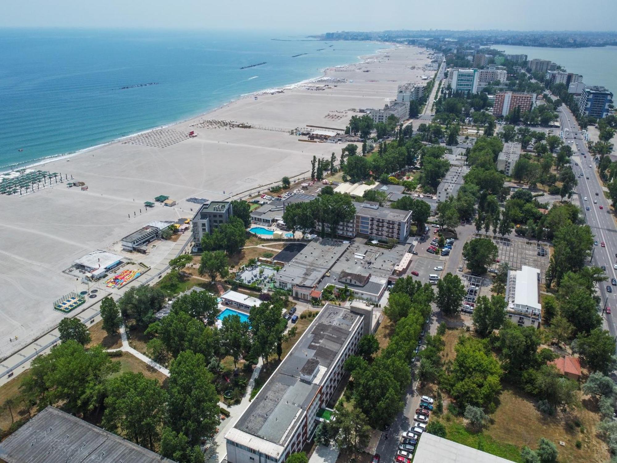 Complex Modern All Inclusive Мамая Екстериор снимка